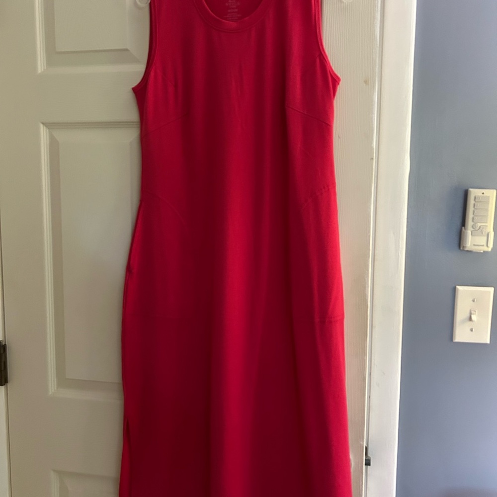 NWOT Woolx Med Merino wool midi dress